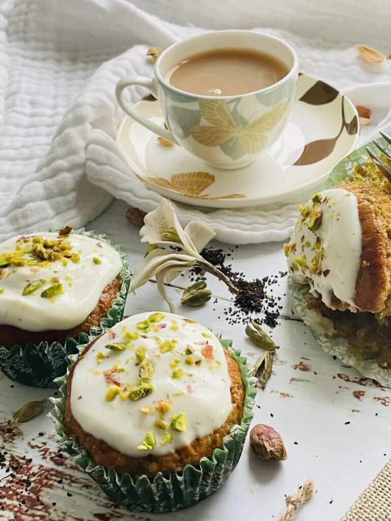 Cupcakes with tea